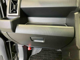 新車・中古車の販売だけでなく、メンテナンス(点検、車検、修理)、部品販売、レンタリース、JAF取扱い、損保(自動車保険) 各種保険代理店保険の加入などお車に関することに対応しております。