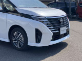 《日産プレミアム認定中古車》 日産認定店クオリティーショップのみがプロデュースできる認定中古車です。全国ワイド保証24ヶ月付きです。オプション装着部品に関してはメーカー純正部品も対象です。