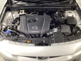 SKYACTIV-G搭載!爽快なパワーフィールと低中速の豊かなトルクによる実用域での扱い易さを是非体感して下さい!エンジンルーム内の清掃も行き届いております♪
