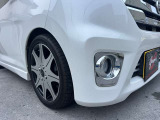 車高が下がったことにより見た目のかなり可愛く仕上がっております!!15インチのホイールが足元をおしゃれに飾ります!!