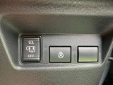 運転しながら操作しやすいように各種ボタンが設置されています♪ストレスのない快適なドライブに必須です!