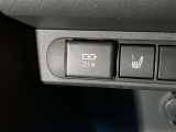 充電用USB端子が付いています。
