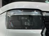 LEDヘッドライトは、点灯の瞬間から最大光量を発揮し、突然暗くなるトンネルなどでの安定感を高めます。