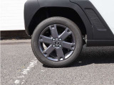 当社はピットがあり整備士も常駐してますので納車前整備・車検整備もお任せ下さい。
