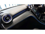 メルセデスジャパンが定めるサーティファイドカー(認定中古車)として登録を致しますので、納車時にはタイヤやバッテリー等も規定以下の数値であれば、整備代金を頂かず、無償で交換となります。ご安心下さい。