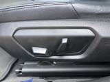 車両の詳細、ご質問につきましては、営業スタッフまでお気軽にご連絡下さいませ。遠方のお客様には実車の詳細動画送信も承ります。お問合せをお待ち致しております。