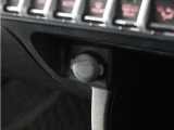 ◆アクセサリーソケット◆ドラレコの電源やスマートフォンの充電等に使用できる便利な電源ソケット!使いやすい場所に装備されています。