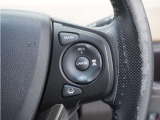 ◆アダプティブクルーズコントロール◆予め設定した車速内でクルマが自動的に加減速。前走車との適切な車間距離を維持しながら追従走行します。【LKAS】車線維持支援システムでステアリング操作を支援。