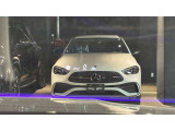 弊社は東京都内に新車ショールームを5ヶ所、認定中古車センターを2ヶ所、豊島区にサービスセンターを1ヶ所と、埼玉県所沢市に板金塗装センターを展開しております。