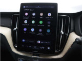 音声操作のGoogleアシスタントが音声コマンドを実行してくれます。通話発信やメッセージ送信、目的地の設定、車内温度の変更、音楽の選択、オンライン情報の検索、接続された家電の操作等、様々な操作が可能。