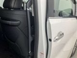 乗車する際にご使用いただけると安定するので便利です!