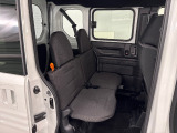 軽自動車とは思えない車内空間の広さです!是非一度ご体感ください☆