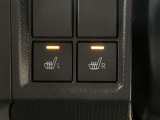 運転席&助手席シートヒーター装備、寒い日もカラダを温め快適にドライブ。