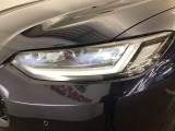 ヘッドライトで、個性も光る 、長く乗っていたい車です。