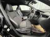 パワーシート搭載。微妙な調整が手軽にでき、最適なポジションで運転することが可能です。