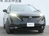 アダプティブLEDヘッドライト。フロントカメラで前方の状況を検知し対向車や先行車に眩しい思いをさせることなく必要なところだけを遠くまで照射します。