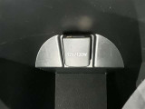 ※12V/120Wアクセサリーソケット装備。