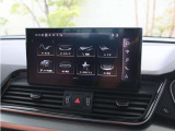 アウディの最新技術を投入したMMI(マルチメディアインターフェイス)多彩なインフォテインメントをシンプルで簡単に、自在の操作できる最新テクノロジーです。