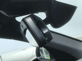 【ミラー型ETC】ETC車載器が見えない為、スタイリッシュでありながら盗難を防止。汎用ではグローブBOX内に搭載が多いのでグローブボックス内の容量確保にも繋がります。