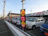 常時30〜の展示をしております。