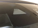 《Toyota Safety Sense》ミリ波レーダーと単眼カメラを併用した「2種類の目」で、クルマや歩行者などを認識し、事故の回避や衝突被害軽減を支援します。