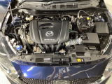 SKYACTIV-G搭載!爽快なパワーフィールと低中速の豊かなトルクによる実用域での扱い易さを是非体感して下さい!エンジンルーム内の清掃も行き届いております♪