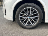 国道1号線に沿い横浜市営地下鉄「三ッ沢上町駅」から徒歩約10分。 BMW Premium Selection 横浜三ッ沢店 / 〒240-0062神奈川県横浜市保土ヶ谷区岡沢町322-3