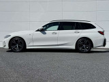 車両の詳細、ご質問につきましては、弊社営業スタッフまでお気軽にご連絡下さいませ。遠方のお客様には実車の詳細画像送信も承ります。お客様からのお問合せをお待ち致しております。