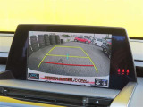 車庫入れもお任せのバックカメラ付き!