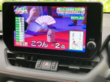 停車時にテレビ視聴が可能。お子様の強い要望に応えることもできます。