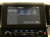 いまや必須装備「ナビゲーション」搭載!知らない場所に、スイスイッとドライブ。なんて便利な機能でしょうか?もう、これなしではハンドルを握れませんね!でも、運転中の操作は危険ですのでご注意ですね♪