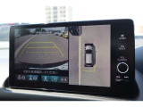 【マルチビューカメラシステム】車を上空から見た視点をナビ画面に表示。駐車での運転を安全にサポートします!