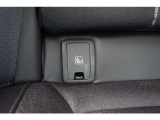 チャイルドシートは【isofix】対応です。対応機種のチャイルドシートですと脱着が簡単に行えます♪