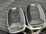 インテリジェントキーで鍵を出さずにエンジン始動&ドアロックの開閉操作が可能です。