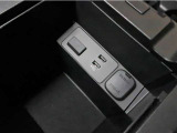 USB端子が2口ついております!