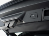 【インテリアガード】こちらを施工いただきますと、レザーのコンディションを保ち、色移りやシミなどをつきにくく大変人気なオプションとなります。