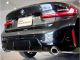 【BMWクリーンディーゼル】ガソリン・エンジンよりもクリーン・ディーゼルの方がCO2の排出量が少ない事は、日本ではあまり知られていません。事実、ガソリン車に比べて、平均で25%もCO2の排出量を抑えます。