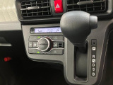 納車後もお客様の快適なカーライフをしっかりサポートさせていただきます!滋賀県内に13か所ある滋賀ダイハツの店舗にはサービス工場が併設されておりますので、アフターフォローも安心です!