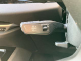 アダプティブクルーズコントロール装備 設定した速度で前方車両に追いつくと、安全な車間距離を自動で調整して前方車両を追従します。長距離ドライブでの疲労を軽減する大変重宝する機能です。