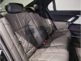 【エアバック】BMWのエアバックやその他の安全装備は、互いに補完しあう事で徹底した安全性を貫きます。万一の事故の際にそれぞれ最適な保護を提供してくれます!