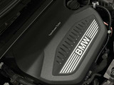軽量コンパクトな直列4気筒BMWツインパワーターボディーゼルエンジンは地球に優しくパワフルです。