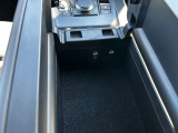 各種装備ございますので是非一度ご来店いただいて現車のご確認お願いいたします。