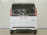 当社では、お客様に安心してお車をお選びいただくため、ご購入前に現車のご確認をお願いしております。