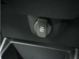 ◆12V電源ソケット◆スマートフォンの充電等にも便利な電源ソケット!使いやすい場所に装備されています。