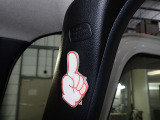 たとえ安全運転していても横からの不意の衝突は避けられないかも知れません。 そんな時に大切な乗員を守るサイドエアバッグ付き! 大切なご家族を守るための安心装備です。