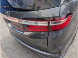 自分の存在を対向車や歩行者へ知らせたり、暗い道を照らしたりなど、夜の運転で重要となるライトです。