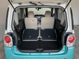 お客様にぴったりなおクルマをお選びいただけますように様々な展示車をご用意致しております!ダイハツの軽自動車だけではなく、他メーカー車やコンパクトカー・ミニバンなども数多く取り揃えております!