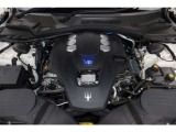 Ⅴ型6気筒 3,000cc 430HP(カタログ値)