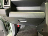 新車・中古車の販売だけでなく、メンテナンス(点検、車検、修理)、部品販売、レンタリース、JAF取扱い、損保(自動車保険) 各種保険代理店保険の加入などお車に関することに対応しております。