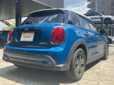 MINI専門のメカニックが、100項目にも上るポイントを徹底的にチェック。交換基準に達した部品があれば、弊社負担にて交換後、お客様へご納車致します。
